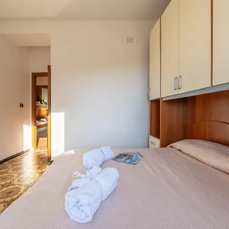 A Welcoming Ground-floor Apartamento Porto Torres